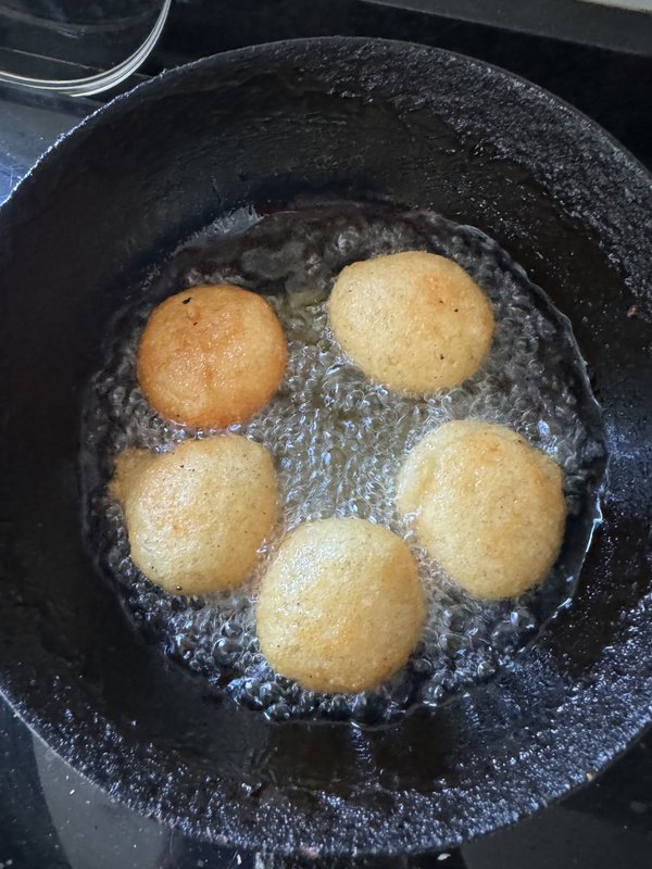 Dahi Vada